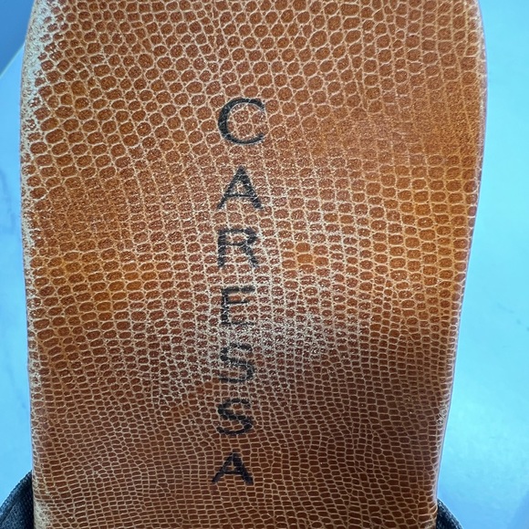 EUC Caressa Elastic Strap Thong Sandals - Picture 9 of 9